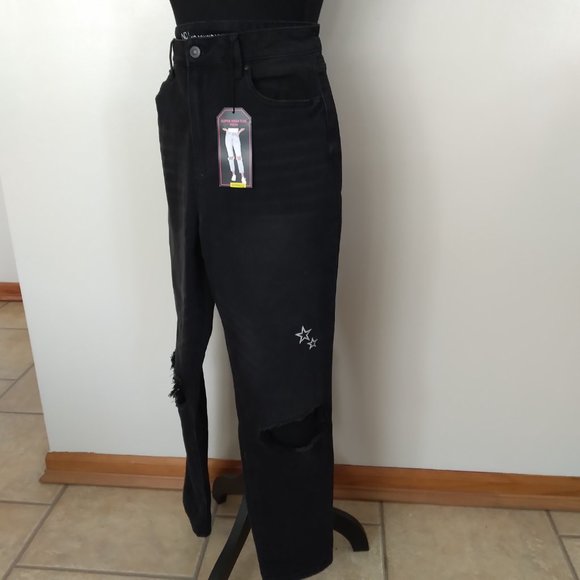New Juniors 13 Black Jeans  Super High Rise Destructed Embroidered Stars - Picture 12 of 14